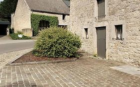 Au Bord Du Ny
